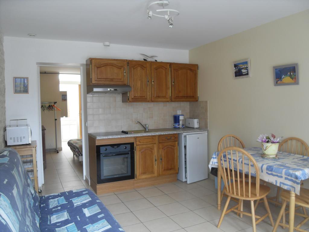 Maison En Pierre Apartment Port-en-Bessin-Huppain Cameră foto